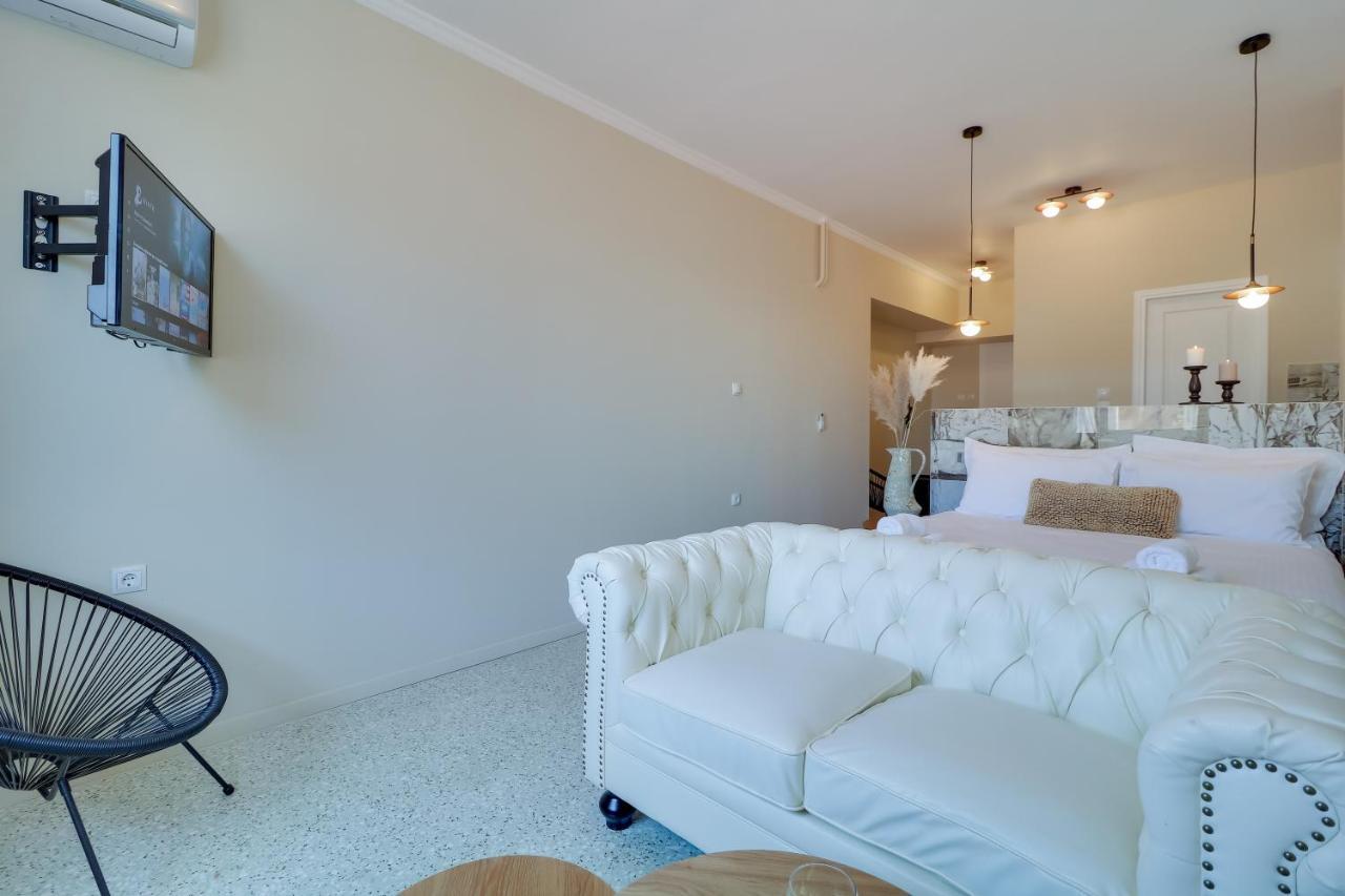 Ermou Fashion Suites By Living-Space Atény Exteriér fotografie