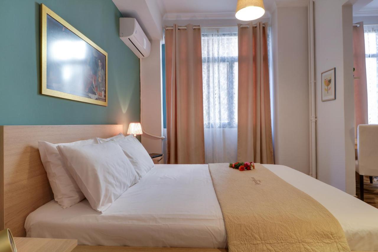 Ermou Fashion Suites By Living-Space Atény Exteriér fotografie